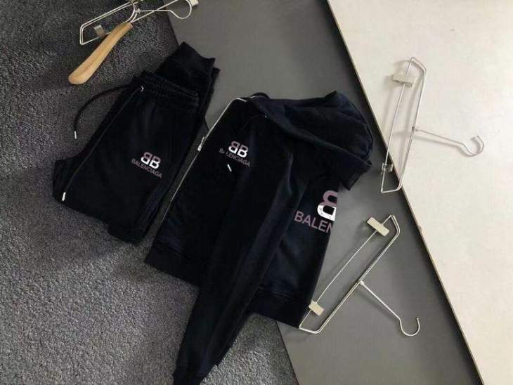Picture of Balenciaga Sweater Suits _SKUBalenciagaM-5XLkdtn9937036
